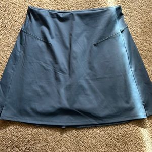 Old Navy Powersoft Skirt